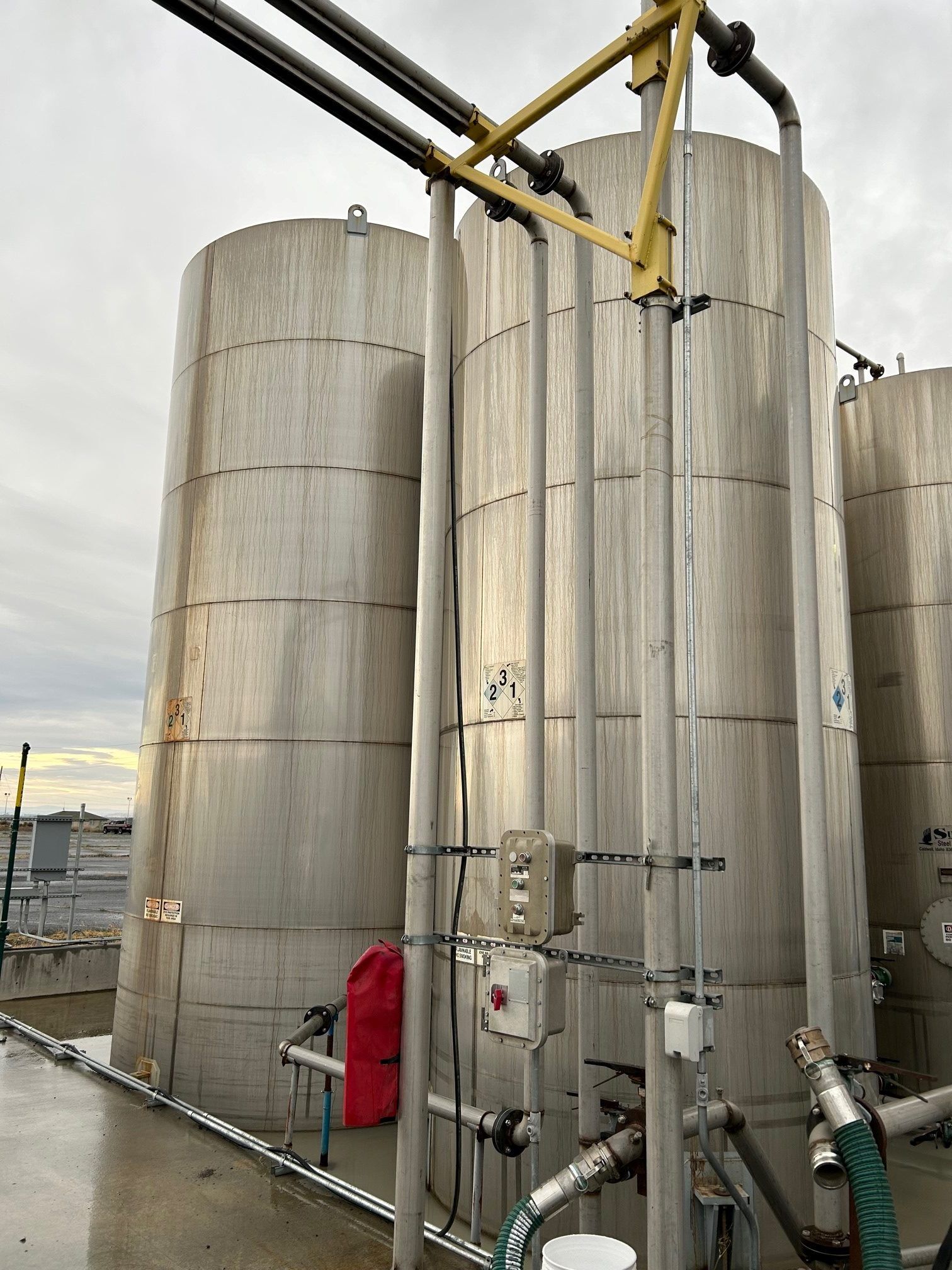 bulk tank photo